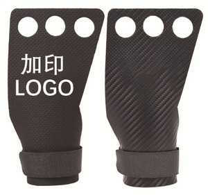 Poignées de gymnastique à 3 trous en cuir et fibre de carbone pour le levage de poids - Product Image 2