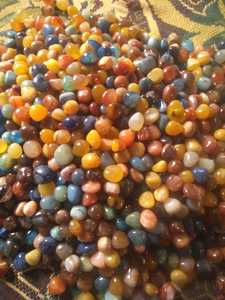 หินกรวดทะเลหินหลายสีขัดเงาก้อนกรวดเทียมสำหรับปูสวนตกแต่งกลางแจ้งขายส่ง - Product Image 2