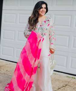 RADHE EXPORTS Salwar Kameez pour femme, design moderne, en soie Vichitra lourde et raffinée, avec broderies de fils et sequins, pour soirée, livraison rapide - Product Image 1