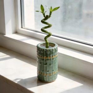Jarrón <span class=keywords><strong>de</strong></span> Cerámica <span class=keywords><strong>de</strong></span> Bambú con Relieve Personalizado OEM ODM, Maceta Hidropónica Cilíndrica <span class=keywords><strong>de</strong></span> Bambú <span class=keywords><strong>de</strong></span> <span class=keywords><strong>la</strong></span> <span class=keywords><strong>Suerte</strong></span> con Esmalte Verde, Suministro <span class=keywords><strong>de</strong></span> Fábrica - Product Image 2
