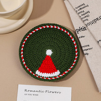 Ensemble de dessous-de-verre de Noël faits main au crochet, motif Père Noël, sapin et flocon de neige, style nordique, décoration de table de fêtes, cadeau