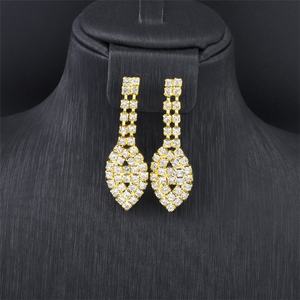 Jxx Direct Supply – Nouveaux ensembles de bijoux en laiton plaqué or 24 carats, pendentifs feuille dorée de Dubaï, colliers et chaînes tendance – Prix de gros - Product Image 2