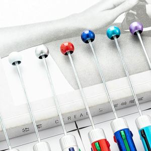 Stylos à billes métalliques multicolores 4-en-1 personnalisables - Vente en gros portable pour étudiants et cadeaux promotionnels - Product Image 3
