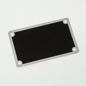 Placa de Identificación de Aluminio Quanxin, Placa Metálica para Productos Electrónicos y Electrodomésticos en Vehículos, Personalizable con Acabado Esmaltado - Product Image 3
