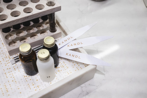 กระดาษทดสอบน้ำหอม แผ่นดูดซับกลิ่น กระดาษบล็อตเตอร์ พิมพ์โลโก้ตามสั่ง สำหรับห้องปฏิบัติการ - Product Image 5