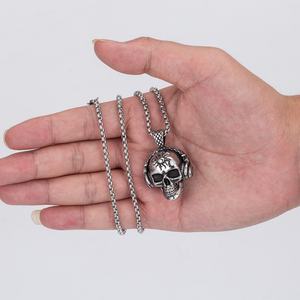 Pendentif Tête de Fantôme en Acier Inoxydable Rétro Punk pour Hommes, Collier avec Pendentif Crâne Écouteur pour Écouter de la Musique - Product Image 3