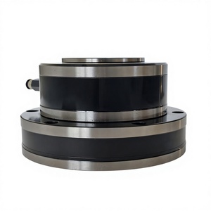 Autochuck Serie JASK, Mandril Neumático Rotatorio de Acero con Pinza de Goma, Tipo de Orificio Pasante, Montaje Frontal, para Centros de Mecanizado, Precisión de 0.05mm - Product Image 3