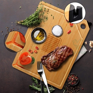 Planche à découper en bambou organique 2 en 1 Planche à découper en bois avec 3 compartiments intégrés Aiguisoir pour couteaux - Product Image 6