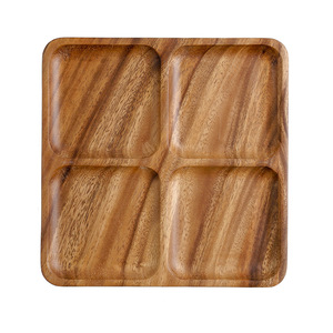 Piatto Quadrato in Legno di Acacia per Servire Cibo e Frutta con 4 Scomparti - Product Image 2