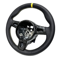 Volant sport personnalisé en cuir jaune avec marquage de retour personnalisé et garniture en fibre de carbone noire pour Porsche CARRERA GT