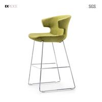 Chaise de bureau ergonomique pivotante de haute qualité avec vérin à gaz, accoudoirs fixes, structure métallique et revêtement en tissu