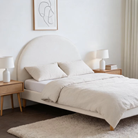 Cama Plataforma Nórdica Beige Tapizada con Tela Suave, Tamaño Queen, Estructura Acolchada, Personalizable para Apartamentos y Hoteles