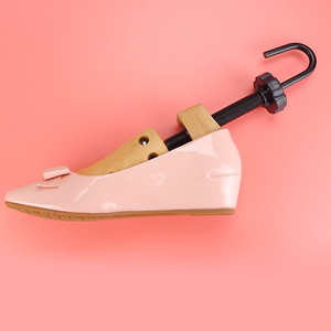ไม้ซีดาร์ต้นรองเท้าแบบมีที่ยืดรองเท้าแบบปรับได้ - Product Image 5
