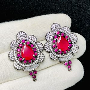 Boucles d'oreilles en rubis rouge Boucles d'oreilles en forme de grappe rouge foncé Bijoux de mariée pour femmes Produit en vrac fait à la main - Product Image 4