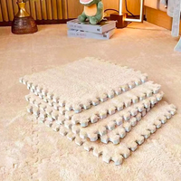 Dans la chambre des enfants Tapis de jeu en peluche douce Tapis pour enfants Tapis pour bébés Jouets en mousse Tapis puzzle