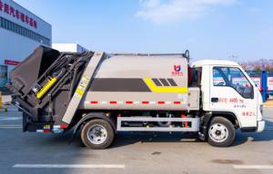 รถบรรทุกขยะอัดแบบมีล้อเลื่อน 4x2 ยี่ห้อจีนตงเฟิง 120 แรงม้า <span class=keywords><strong>6</strong></span> ลูกบาศก์เมตร เครื่องยนต์ดีเซลยูโร <span class=keywords><strong>4</strong></span> พร้อมปั๊ม - Product Image 5