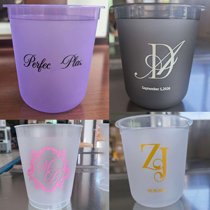 Vaso de Plástico PP Desechable de Pared Simple de 16oz para Chocolate Caliente, Vino, Fiestas y Eventos, con Servilleta, Colección Colorful Choice - Product Image 3