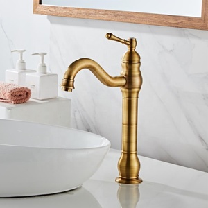 Classique <span class=keywords><strong>Vintage</strong></span> Style levier unique eau chaude froide lavabo mitigeur robinets en laiton Antique Europe luxe <span class=keywords><strong>salle</strong></span> <span class=keywords><strong>de</strong></span> <span class=keywords><strong>bain</strong></span> évier bassin <span class=keywords><strong>robinet</strong></span> - Product Image 3