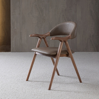Chaises de salle à manger minimalistes nordiques modernes avec dossier en bois massif en cuir pour la maison, la cuisine, l'hôtel, le café et la table.