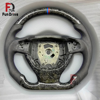 Volant personnalisé en fibre de carbone avec LED et palettes de commande pour E90 328i E60 E46 E92 E87 E92 M3 E39 X5 E70 X6 E71 E82