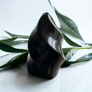 Obsidiana Negra Pulida con Llama, Cristal Natural de Energía Curativa para Decoración del Hogar, Venta al por Mayor - Product Image 4