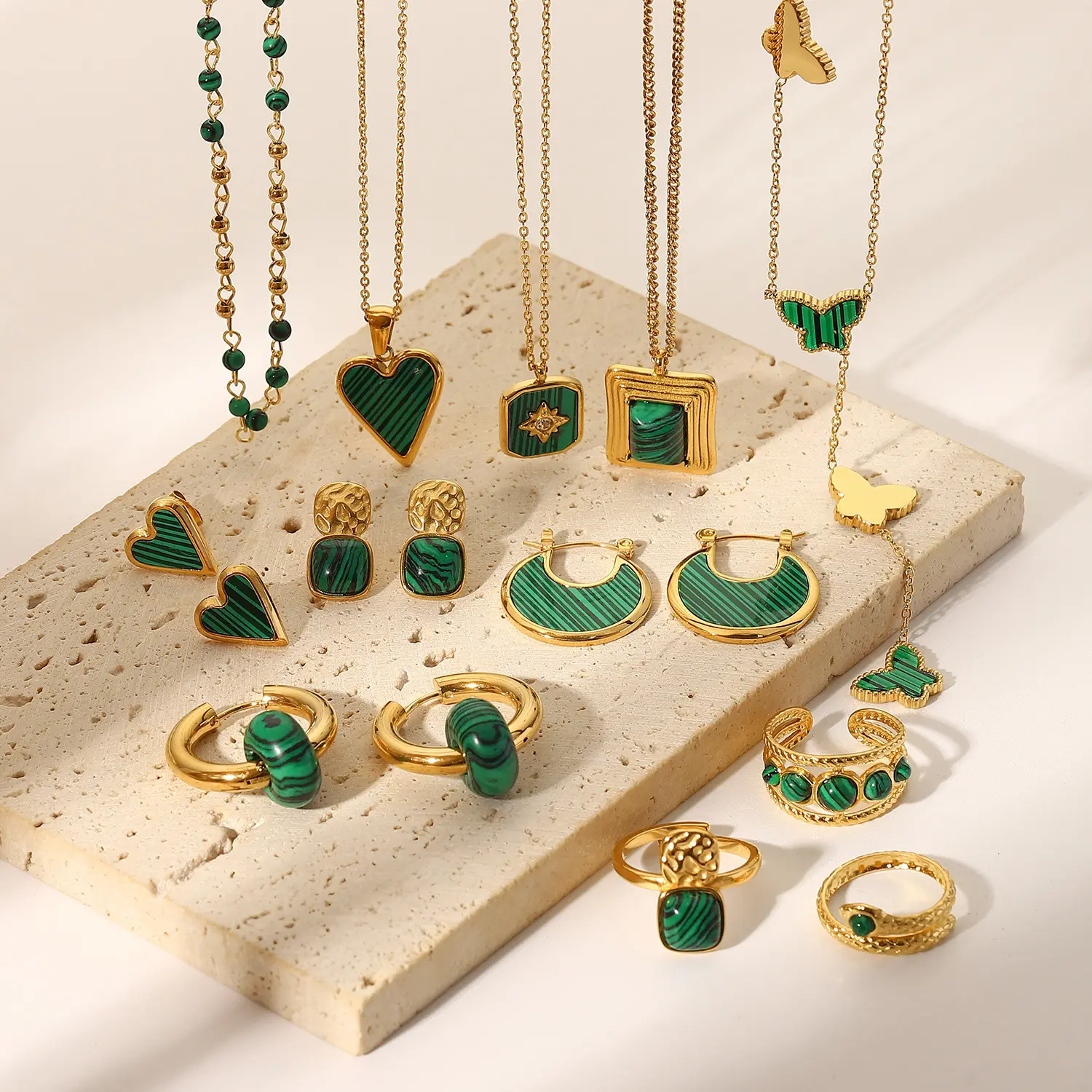 Brincos para mulheres, francês retrô verde malachite colar incrustado brincos anel pulseira 18k ouro aço inoxidável joias