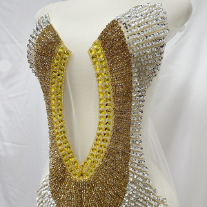 Popolare Applicazione in Strass Dorati per Corpetto, Patch Decorativa per Abiti da Cerimonia, Realizzata a Mano - Product Image 5