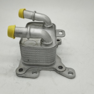 Radiateur refroidisseur d'huile moteur 213055917R, 2820700079, 2130500Q0B, A2820700079 pour Renault <span class=keywords><strong>Scenic</strong></span> IV Megane IV - Product Image 1