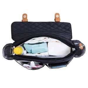 Organizador de cochecito negro para bebé, personalizado, con portavasos y correas para el hombro, de fábrica BSCI. - Product Image 2