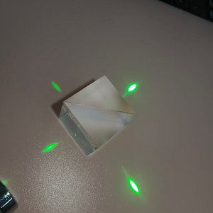 도매 30*30*30mm 높은 굴절 지수 <span class=keywords><strong>K9</strong></span>/<span class=keywords><strong>BK7</strong></span> 광학 입체 빔 분할 프리즘 - Product Image 4