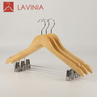 Cintres en bois pour vêtements, étagère de style Lavinia, hôtel, crochet doré, 1 pièce