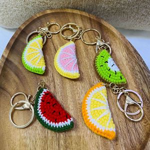 Llaveros de ganchillo con diseños de frutas: sandía, limón y kiwi, tejidos y amigurumi - Product Image 3