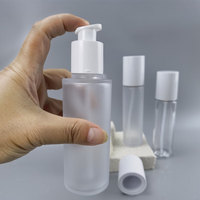 Bouteille de lotion en plastique PET transparent givré avec pompe à pression pour cosmétiques, format voyage, idéale pour la crème solaire et le toner – Vente en gros