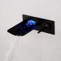Robinet de lavabo à LED 3 couleurs, capteur de température, robinetterie de lavabo mural à changement de couleur, robinets mélangeurs de lavabo à cascade