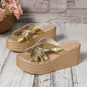 Sandales compensées à plateforme pour femme, style <span class=keywords><strong>espadrille</strong></span>, imprimé crocodile doré, à brides croisées, à enfiler, chaussures décontractées d'été pour femmes - Product Image 3