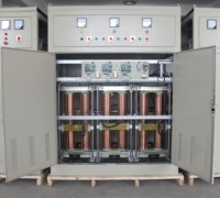 Stabilisateur SBW-F-800KVA régulateur de tension automatique 380V