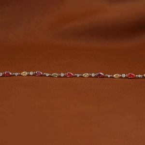 Elegante Pulsera de Plata de Ley 925 con Eslabones Cubanos, Piedras de Moissanita VVS y Brillo Similar al de un Diamante Radiante - Product Image 2