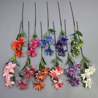 Künstliche Lilie mit 3 Blüten, Kunstseide-Lilie für Hochzeits- und Hoteldekoration, Heim-Blumendekoration