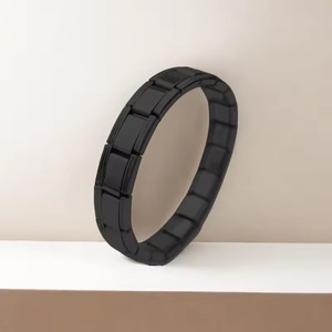 Pulsera elástica italiana <span class=keywords><strong>de</strong></span> oro, plata y negro al por mayor, pulsera <span class=keywords><strong>de</strong></span> <span class=keywords><strong>acero</strong></span> inoxidable modular apilable, regalo <span class=keywords><strong>de</strong></span> joyería. - Product Image 4