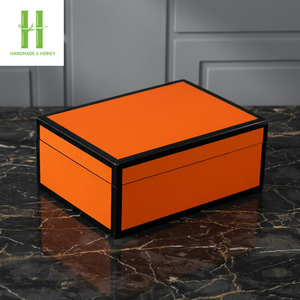 Caja de laca Joyería personalizada Laca de alto brillo Regalo de lujo Caja de embalaje de joyería de madera Hecho en Vietnam Producto - Product Image 1