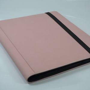 Carpeta Personalizada de Cuero PU Negro con 9 Bolsillos y Cierre de Cremallera para Tarjetas Pokémon - Marca Just in Case Acrylics - Product Image 5