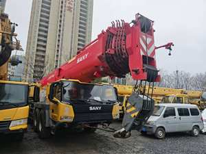 Grúa sobre Camión SANY 300T 2024, Potente y Versátil, con Retracción Rápida y Oscilación Hidráulica, para Proyectos de Reubicación de Fábricas - Product Image 3