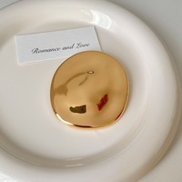 Broches simples en acier inoxydable, broche géométrique brillante en forme de feuille, nouvelle conception, accessoires pour femmes et hommes