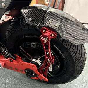 Pièces de scooter électrique Geofought F8 Racing, garde-boue avant et arrière en plastique couleur fibre de carbone avec support - Product Image 4