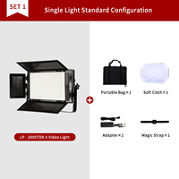 FALCONEYES Panneau LED Tricolore 100W Lumière Douce de Studio Contrôle par Application Conception Portable Alimenté par CC/Batterie pour l'Éclairage de Films et de Télévision
