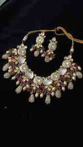 Sabyasachi Inspiré Designer Kundan Set Vert Kundan Bridal Choker Set Personnalisable Kundan Bridal Sets - Product Image 3