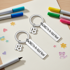 Un porte-clés pour le 18e anniversaire, un cadeau d'un père à <span class=keywords><strong>son</strong></span> enfant <span class=keywords><strong>et</strong></span> un bijou pour célébrer le 18e anniversaire de l'enfant en tant qu'adulte - Product Image 1