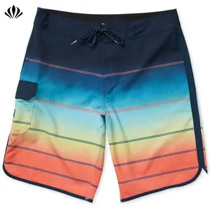 กางเกงว่ายน้ำโพลีเอสเตอร์100% สำหรับผู้ชาย,กางเกงว่ายน้ำกางเกงชายหาดพิมพ์แบบระเหิดกางเกงว่ายน้ำแห้งเร็วแบบลำลอง