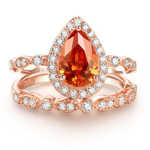 طقم خواتم زفاف عصري للنساء من الفضة الإسترلينية عيار 925 والزركونيا المكعبة مطلي بالروديوم والذهب الوردي عيار 18 قيراط للعرائس - Product Image 6