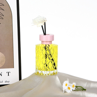 Diffuseur d'aromathérapie en verre extravagant de 50 ml avec bouchon à vis, design transparent givré noir